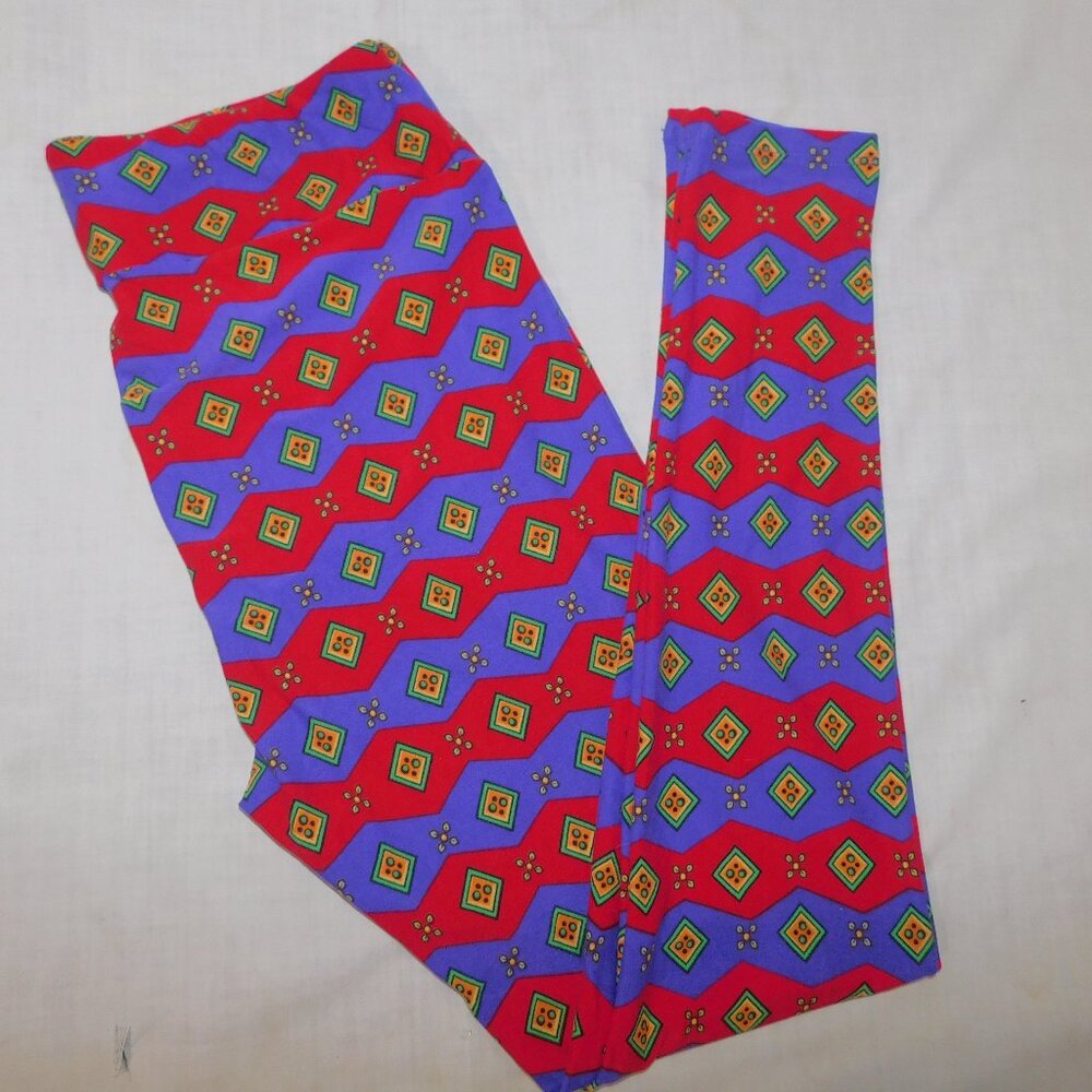 LuLaroe Red Purple Green Striped print Womens Leggings TC size 12 – 18